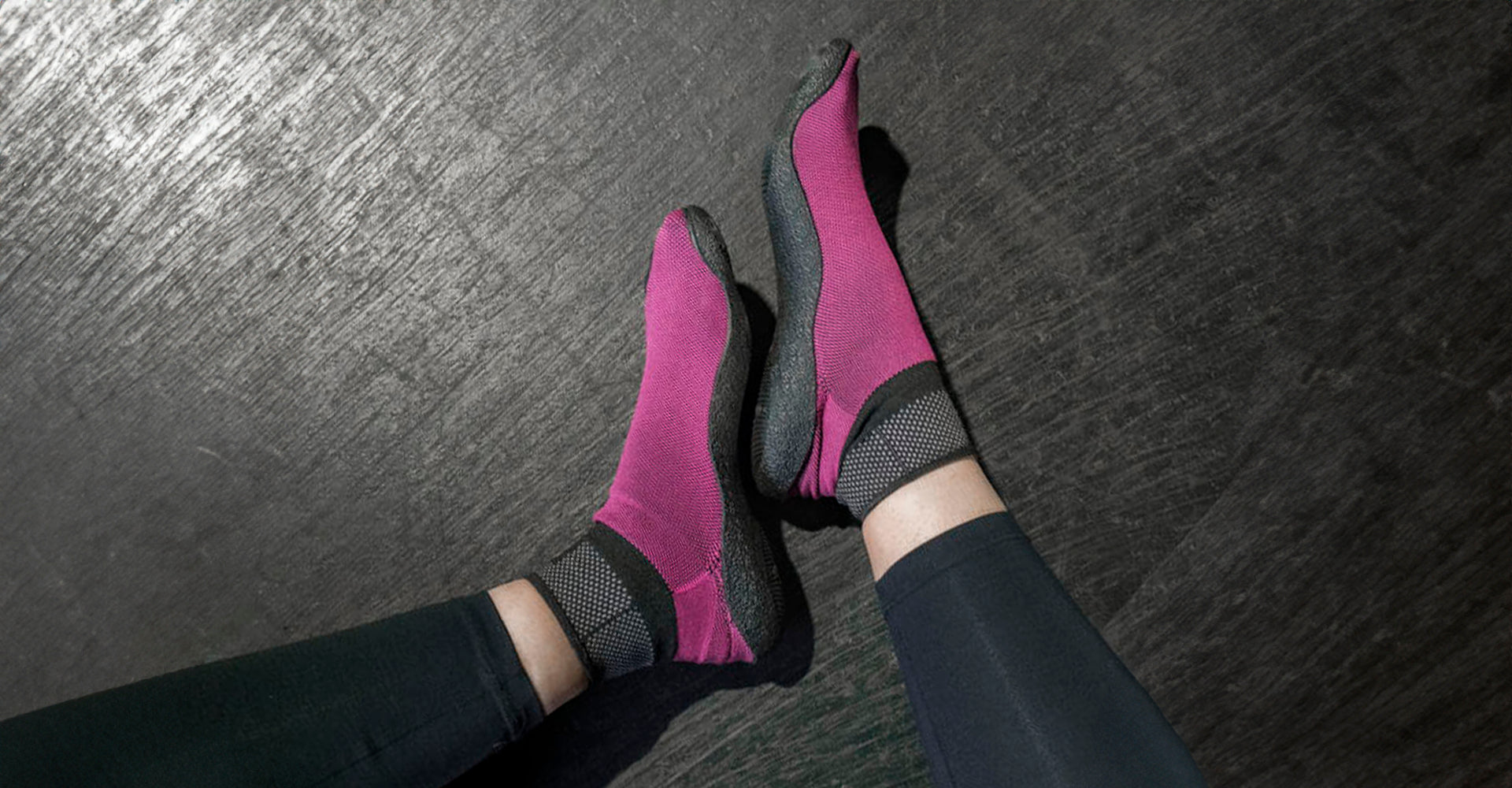 meia para treinar descalço