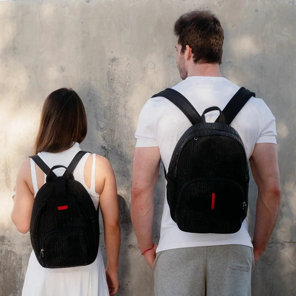 Mochila Média Cyclo nas costas