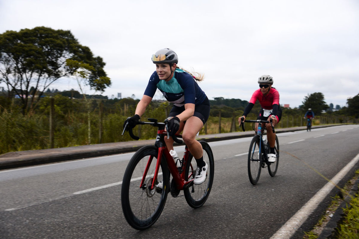 Pedalando em Direção à Excelência: Treino de Resistência para Ciclistas Desvendado