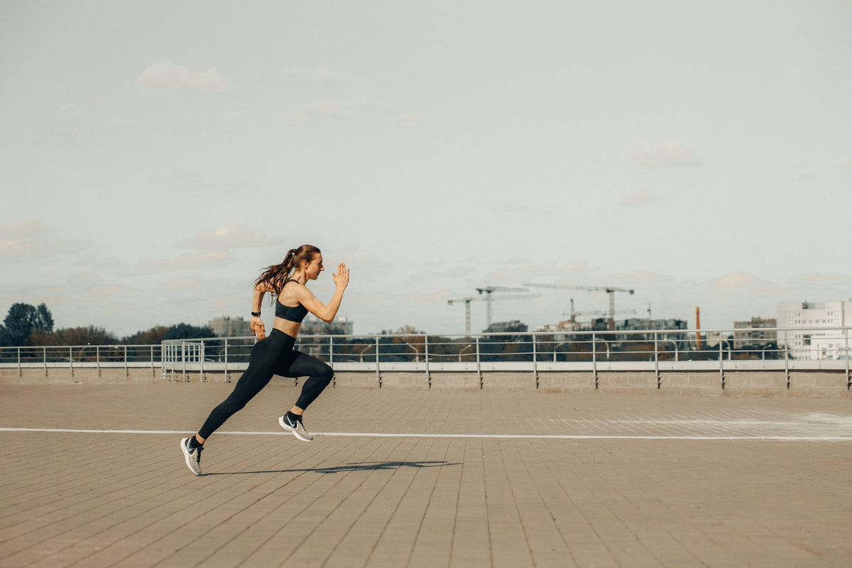Eleve Sua Corrida a Novos Patamares com a Sapatilha Fiber Training: O Tênis de Corrida Profissional Revolucionário