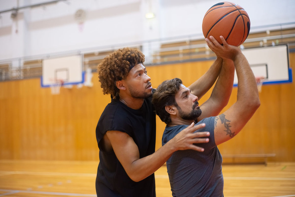 Dominando a Quadra: A Ciência do Treino de Resistência para Basquetebolistas