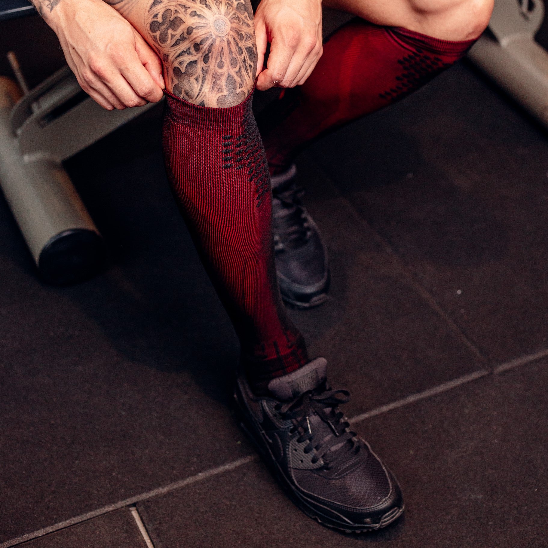 PRETO/VERMELHO